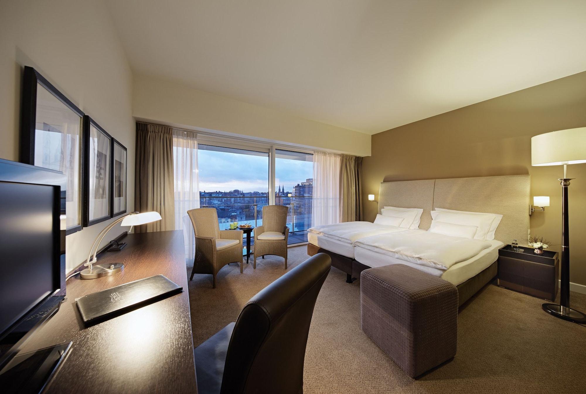 Lindner Hotel Antwerp, Part Of Jdv By Hyatt Exteriör bild